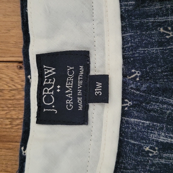 Men's J. Crew Gramercy 9" Shorts Navy anchor print 31 waist - Picture 2 of 4